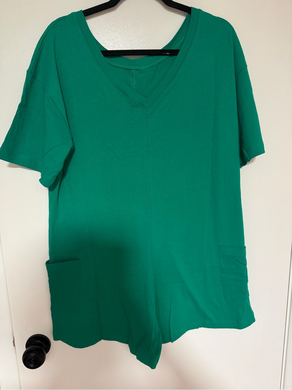 Women's V-Neck Pocket romper - Green